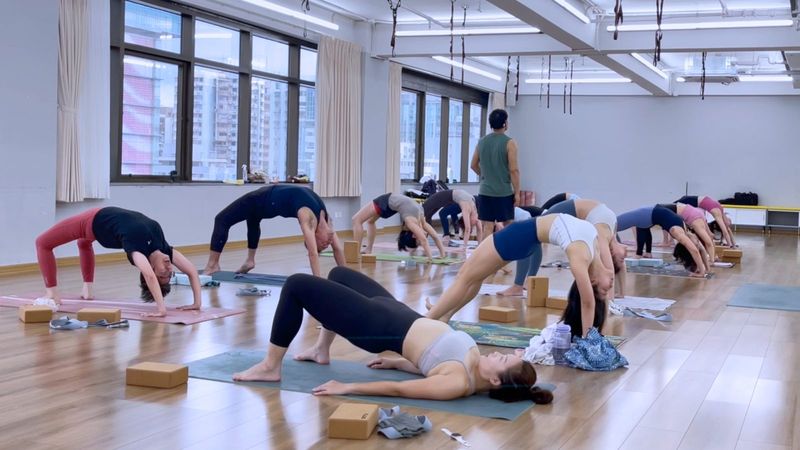 Backbend class